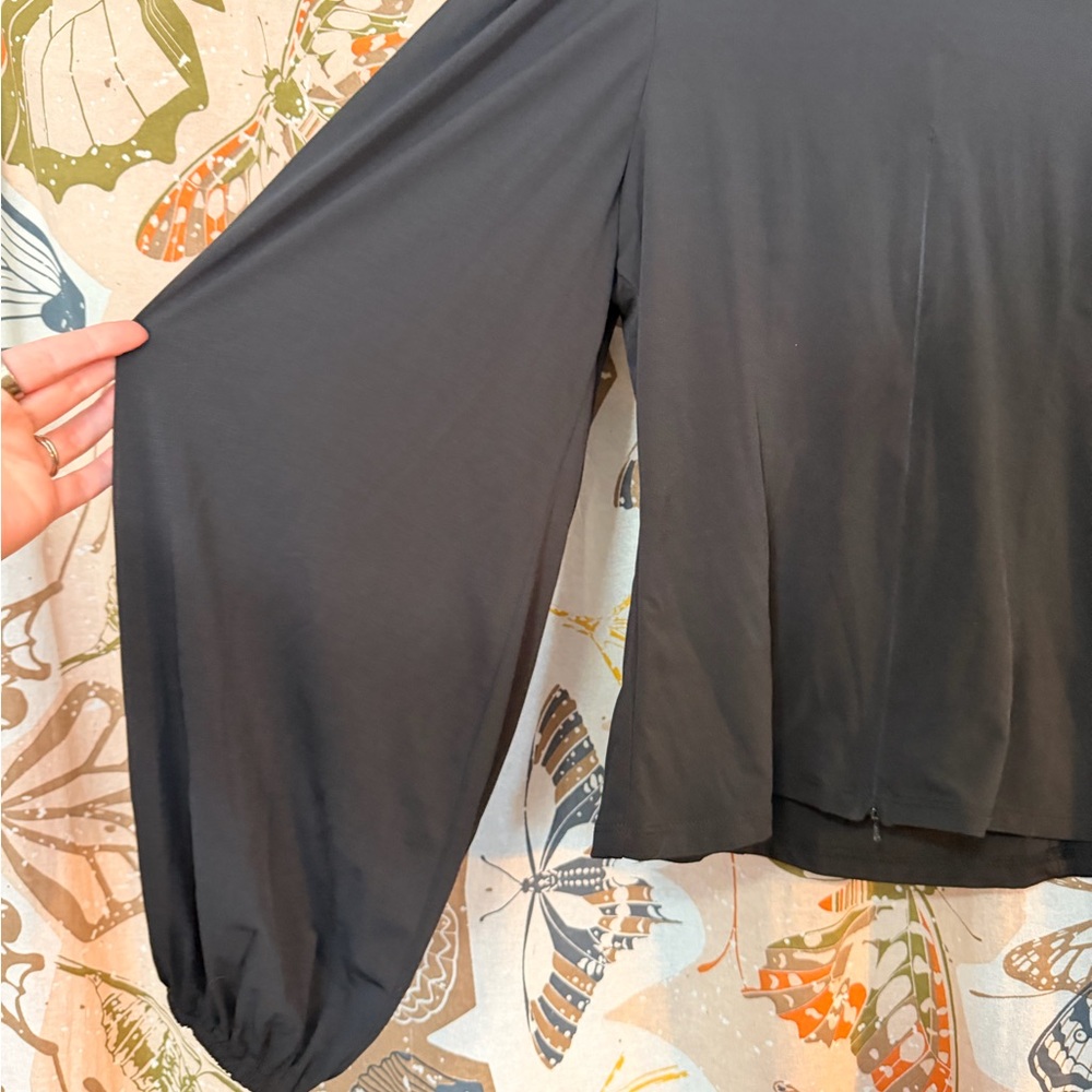 Bishop Blouse in Black by La Femme En Noir - Picture 3 of 4